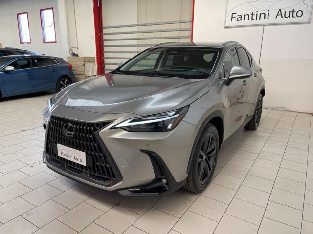 Lexus NX 350h Premium + 2.5 Hybrid 4wd 200cv e-cvt-LEGGI SOTTO - foto 3 di 4