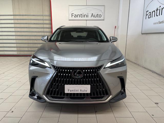 Lexus NX 350h Premium + 2.5 Hybrid 4wd 200cv e-cvt-LEGGI SOTTO - foto 2 di 4