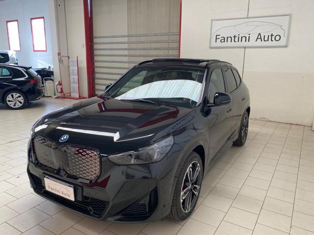 BMW iX1 eDrive20 Pacchetto M Sport Pro-Ok Neopatentati - foto 3 di 58