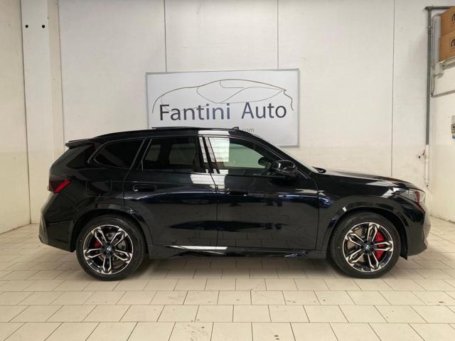 BMW iX1 eDrive20 Pacchetto M Sport Pro-Ok Neopatentati - foto 2 di 58