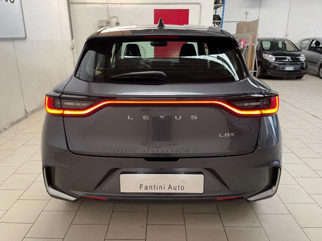 Lexus LBX Hybrid Elegant - foto 4 di 34