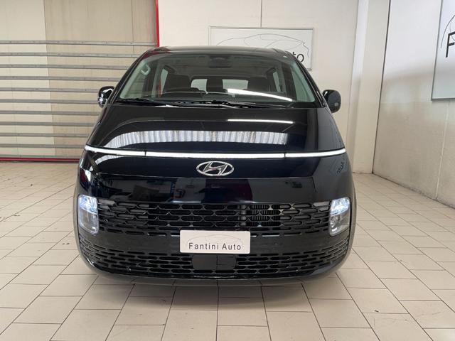 Hyundai STARIA Wagon 2.2 CRDi 177cv 2wd c.auto-LEGGI SOTTO - foto 2 di 4