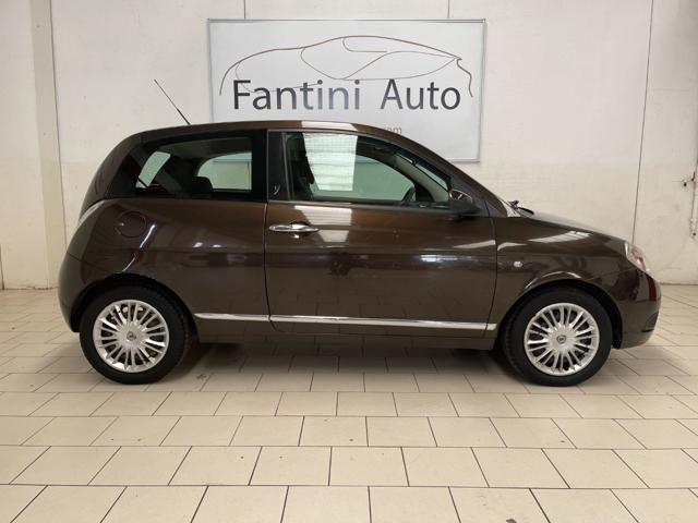 Lancia Ypsilon Oro 1.2 8v-Ok Neopatentati-LEGGI SOTTO - foto 2 di 4