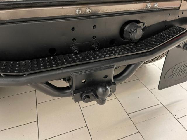 Land Rover Defender Limited Edition 90 TD4-Ok Neopatentati-LEGGI SOTTO usato a BRESCIA