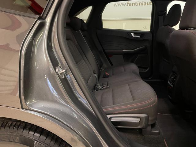 Ford Kuga ST-Line 2.5 Plug In Hybrid c.auto-LEGGI SOTTO, del 2023, 80.000 km, in vendita a Brescia (BS)