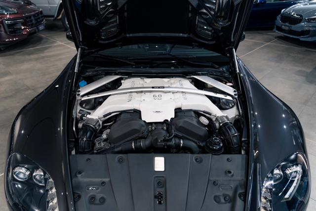 Aston Martin Vantage V12 Vantage Coup�*MANUAL GEAR*1 OWNER*BANG&OLUFSEN - foto 3 di 4