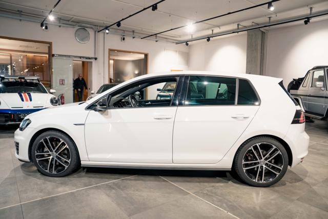 Volkswagen Golf GTD 2.0 TDI DSG 5p. BlueMotion Technology*18"* - foto 3 di 4