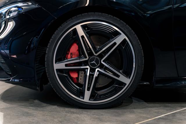 Mercedes-Benz A 35 AMG a35 4Matic Premium Plus*TETTO PANO APR*19"* - foto 4 di 4