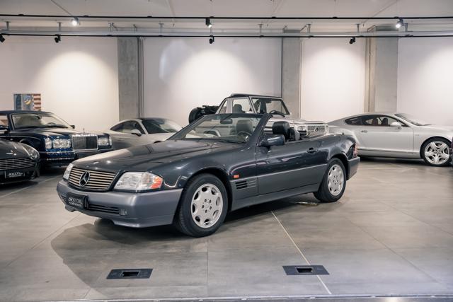 Mercedes-Benz SL 320 cat usato a MILANO