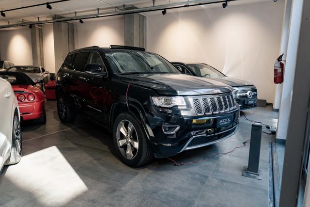 Jeep Grand Cherokee 3.0 V6 CRD 250 CV Multijet II Overland usato a MILANO