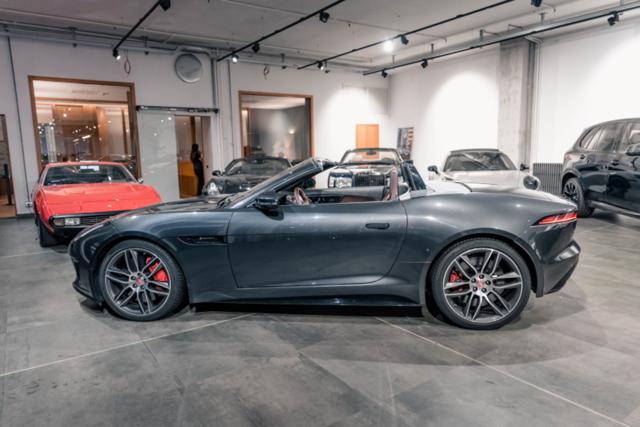 Jaguar F-Type 2.0 aut. Convertibile R-Dynamic*20"*SCARICHI SPORT - foto 3 di 4