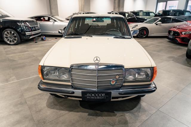 Mercedes-Benz 230 230 TE W123 Station Wagon - foto 2 di 4