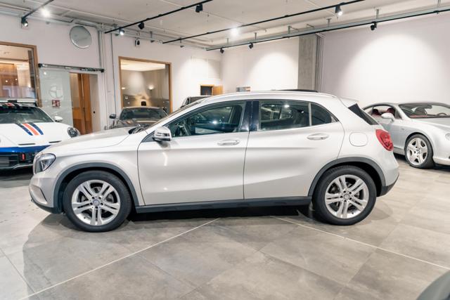 Mercedes-Benz GLA 180 d Automatic Sport*TELECAMERA*CRUISE - foto 3 di 4