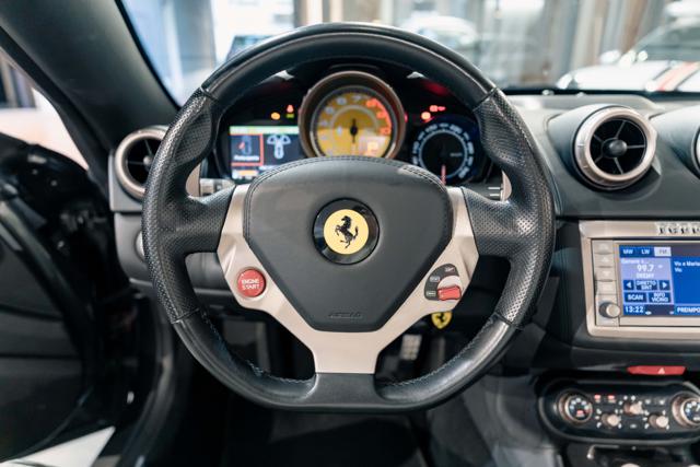 Ferrari California DCT*TOTALMENTE SERVICE FERRARI!*CARBONIO, del 2010, 49.900 km, in vendita a Milano (MI)