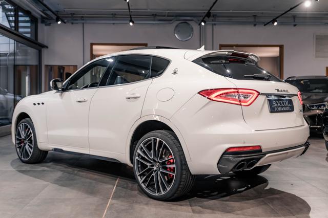 Maserati Levante 3.8 V8 Trofeo 580cv auto*FERRARI*IVA ESP.* - foto 4 di 4