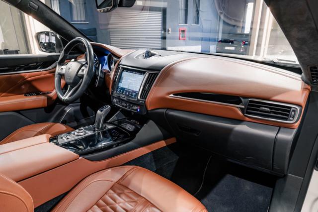 Maserati Levante 3.8 V8 Trofeo 580cv auto*FERRARI*IVA ESP.*, del 2020, 68.000 km, in vendita a Milano (MI)