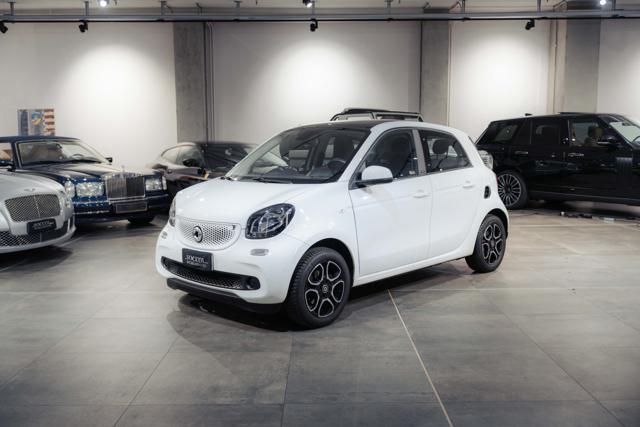 smart forFour 90 0.9 Turbo twinamic Prime*TETTO APR*NAV*SED RISC usato a MILANO