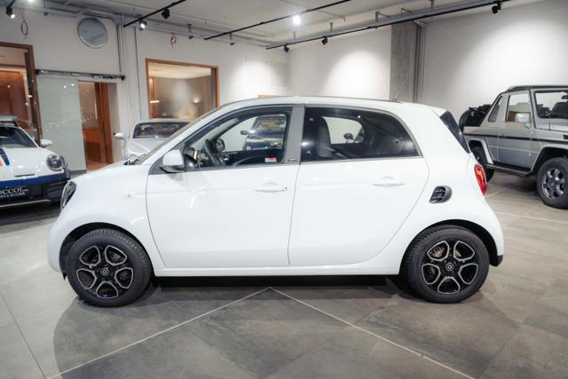 smart forFour 90 0.9 Turbo twinamic Prime*TETTO APR*NAV*SED RISC - foto 4 di 4