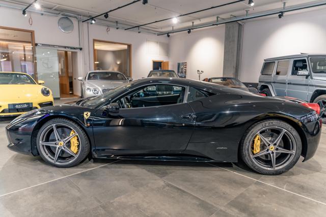 Ferrari 458 Italia DCT*Uff Italia*LED*Carbonio*Service Ferrari, del 2011, 90.000 km, in vendita a Milano (MI)
