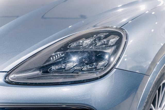 Porsche Cayenne 4.0 V8 Turbo.*ASSE POST STER*IVA ESP - foto 3 di 4