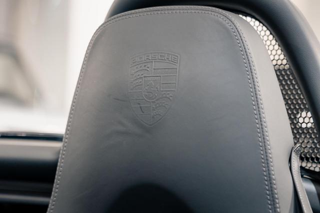 Porsche Boxster 3.4 24V S*CAMBIO MECCANICO*SEDILI SPORTIVI usato a MILANO