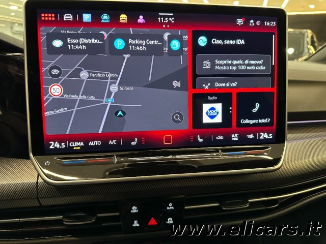 Volkswagen Golf GTI 2.0 TSI GTI DSG - foto 3 di 4
