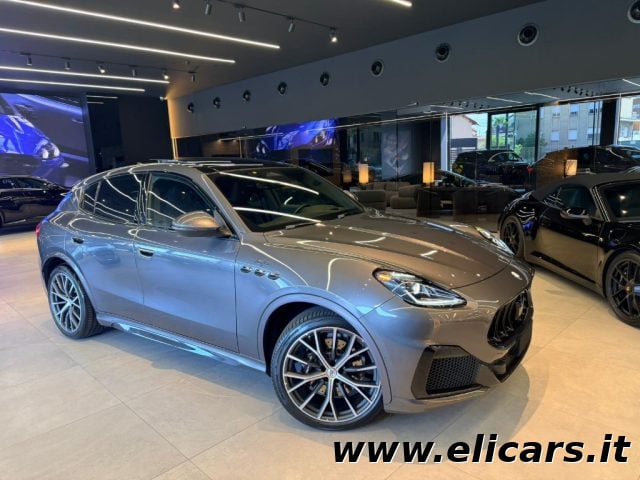 Maserati Grecale V6 530 CV AWD Trofeo - foto 2 di 4