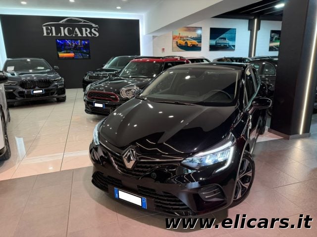 Renault Clio SCe 65 CV 5 porte Equilibre, del 2023, 17.179 km, in vendita a Torino (TO)