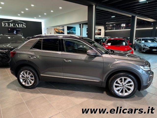 Volkswagen T-Roc 1.5 TSI ACT DSG Style - foto 4 di 4