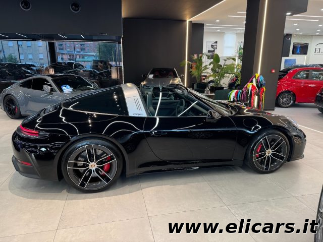 Porsche 992 Targa 4 GTS - foto 3 di 4