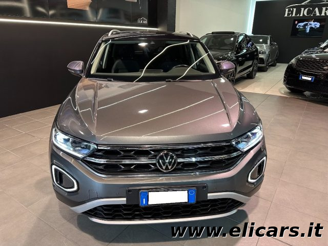 Volkswagen T-Roc 1.5 TSI ACT DSG Style - foto 2 di 4