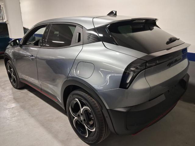 Alfa Romeo Junior 1.2 145 CV Hybrid eDCT6 Speciale - foto 3 di 4
