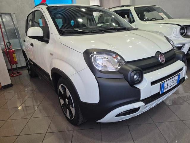 Fiat Panda Cross 1.0 FireFly S&S Hybrid - foto 3 di 4