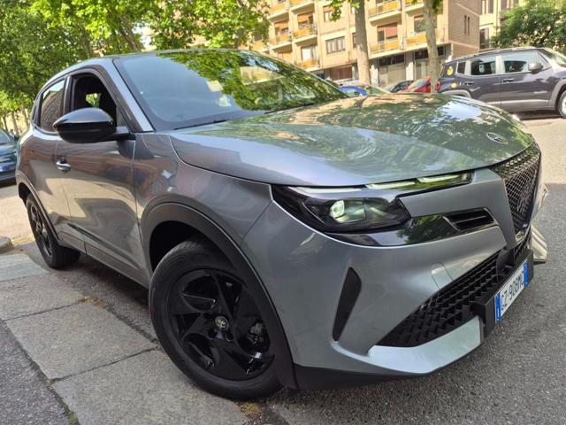 Alfa Romeo Junior 1.2 145 CV Hybrid eDCT6 - foto 4 di 4