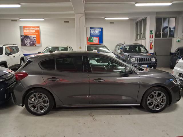 Ford Focus 1.0 EcoBoost Hybrid 125 CV 5p. ST-Line - foto 3 di 4