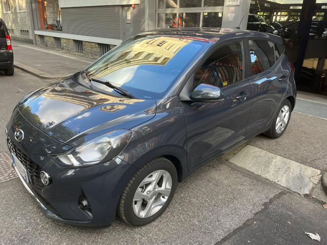 Hyundai i10 1.0 MPI Tech, del 2022, 15.300 km, in vendita a Torino (TO)