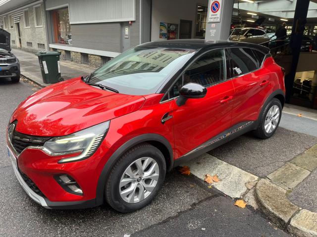 Renault Captur TCe 90 CV Intens - foto 2 di 4