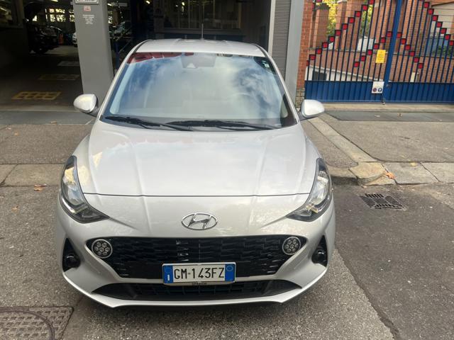 Hyundai i10 1.0 MPI AT Tech - foto 3 di 4