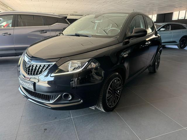 Lancia Ypsilon 1.0 FireFly 5 porte S&S Hybrid Ecochic Gold - foto 3 di 4