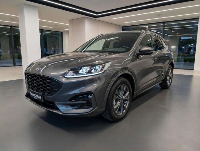 Ford Kuga 2.5 Full Hybrid 190 CV CVT 2WD ST-Line, del 2023, 26.400 km, in vendita a Rovigo (RO)