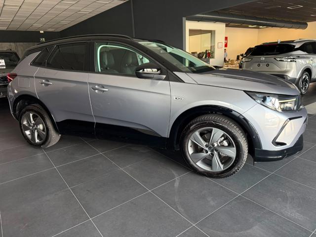 Opel Grandland 1.5 diesel Ecotec aut. GS - foto 2 di 4