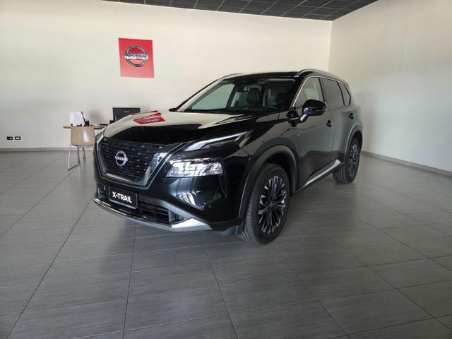 Nissan X-Trail Mild Hybrid 2WD 5 posti Tekna km 0 a ROVIGO