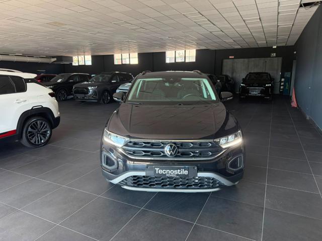 Volkswagen T-Roc 1.0 TSI Sport - foto 2 di 4