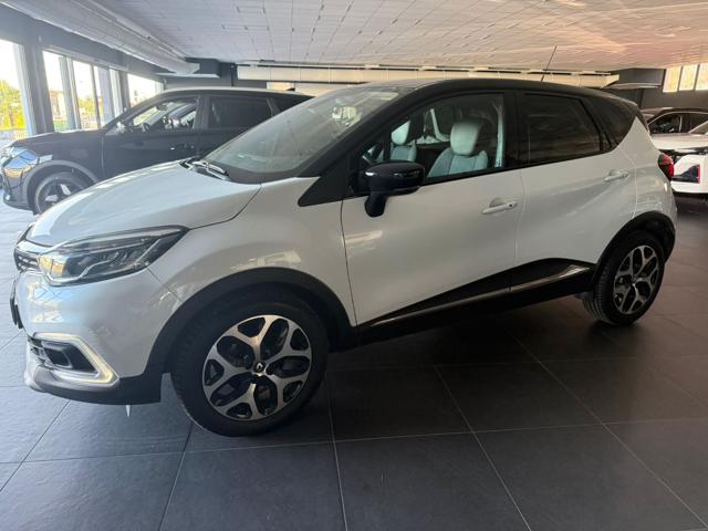 Renault Captur dCi 8V 90 CV EDC Start&Stop Sport Edition2 - foto 2 di 4