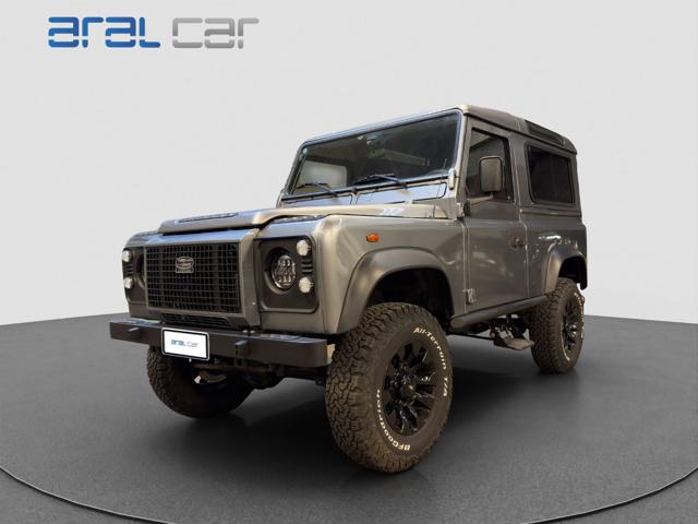 Land Rover Defender 90 2.5 Td5 Station Wagon S usato a TORINO