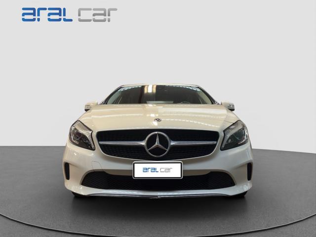 Mercedes-Benz A 180 d Sport - foto 2 di 4
