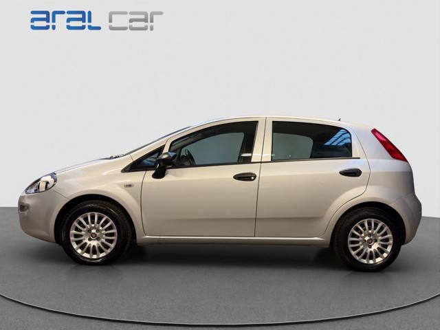 Fiat Punto 1.2 8V 5 porte Street - foto 3 di 4