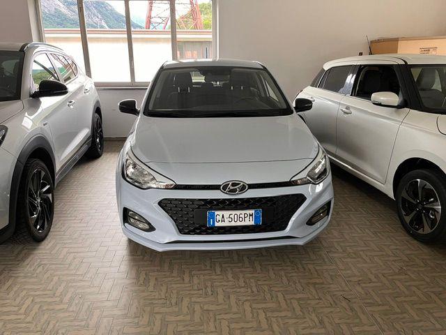 Hyundai i20 1.2 5 porte Connectline 75 cv - foto 3 di 4