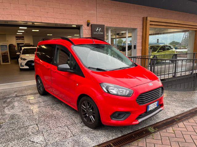 Ford Tourneo Courier 1.0 EcoBoost 100 CV Sport, del 2018, 33.000 km, in vendita a Montecrestese (VB)