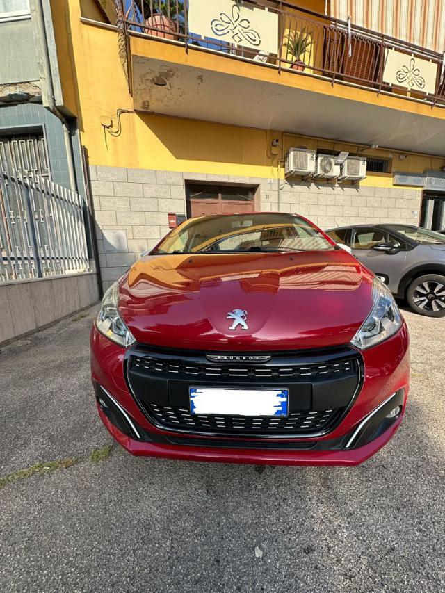 Peugeot 208 1° serie PureTech 82 5p. GPL Allure - foto 2 di 4